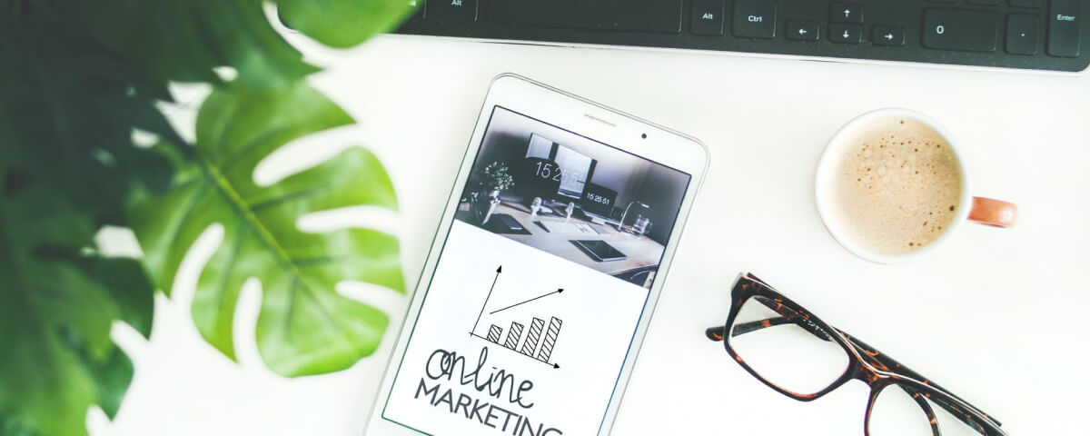 digital-marketing-coach-template-resource-section-bg-img