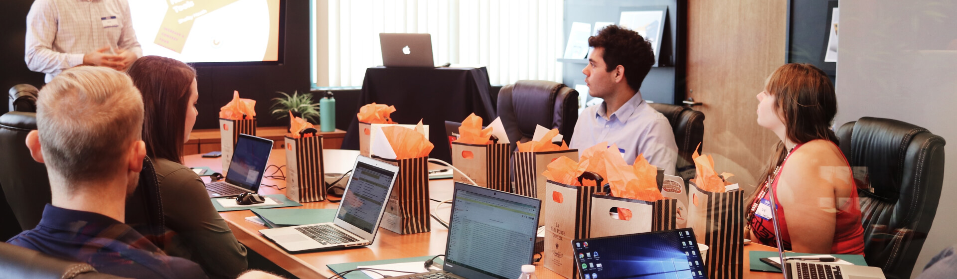 digital-marketing-coach-template-video-img